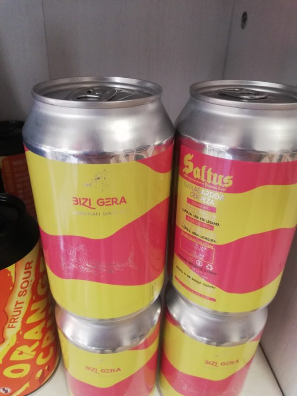 El gato que bebía cerveza