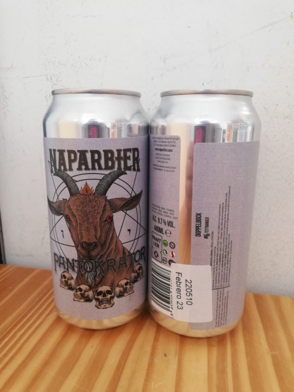El gato que bebía cerveza