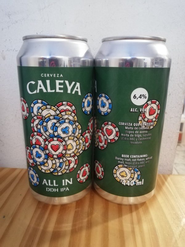 El gato que bebía cerveza