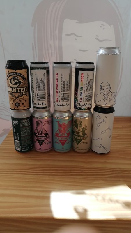 El gato que bebía cerveza