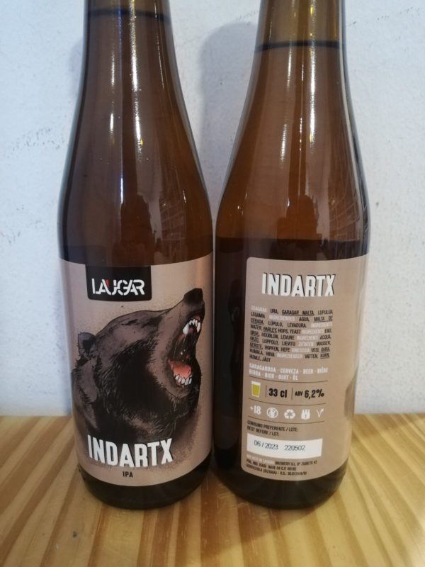 El gato que bebía cerveza