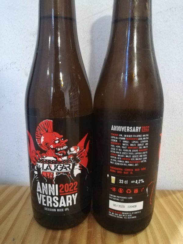 El gato que bebía cerveza