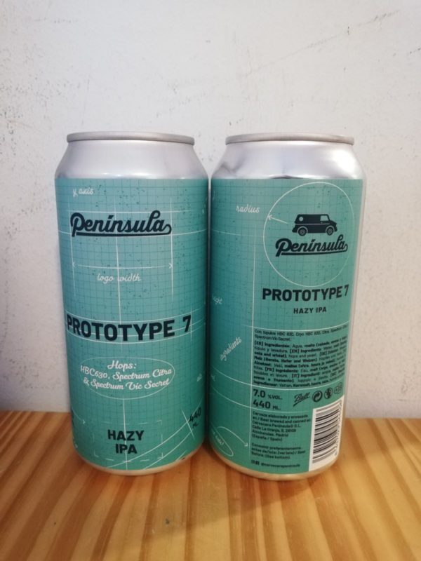 El gato que bebía cerveza