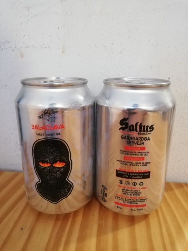 El gato que bebía cerveza