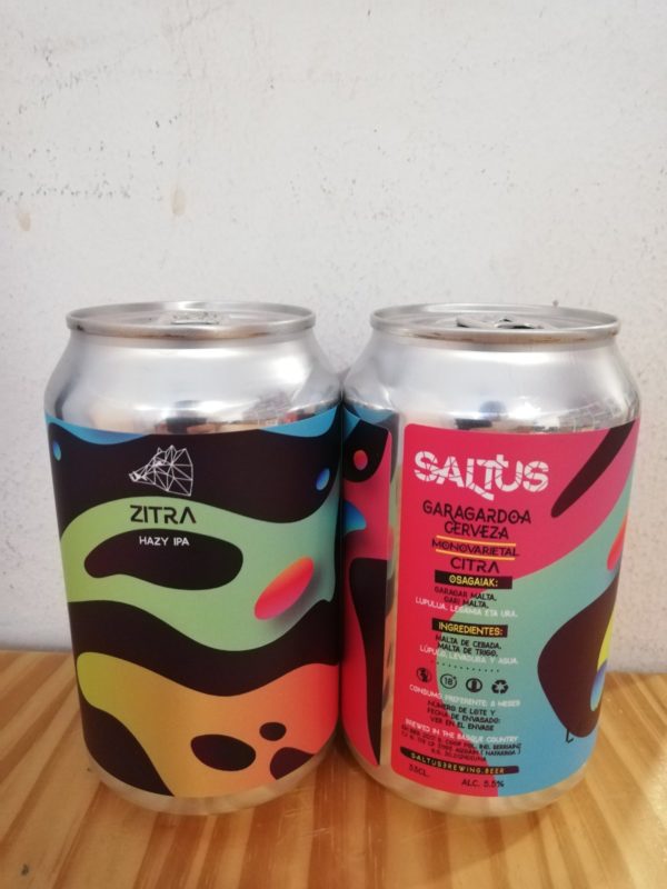 El gato que bebía cerveza