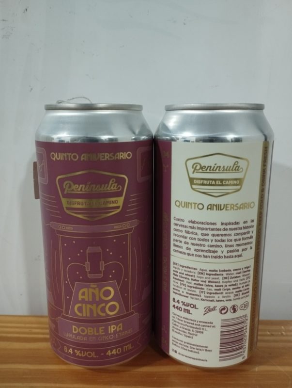 El gato que bebía cerveza