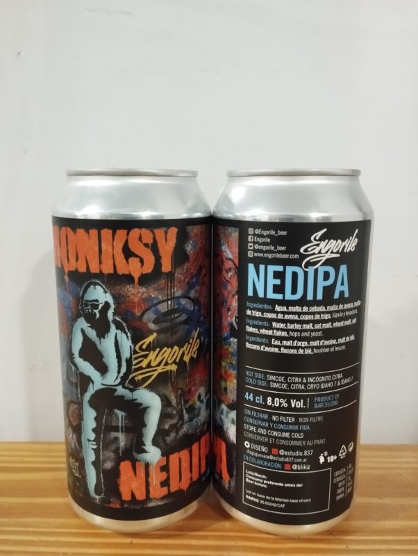 El gato que bebía cerveza