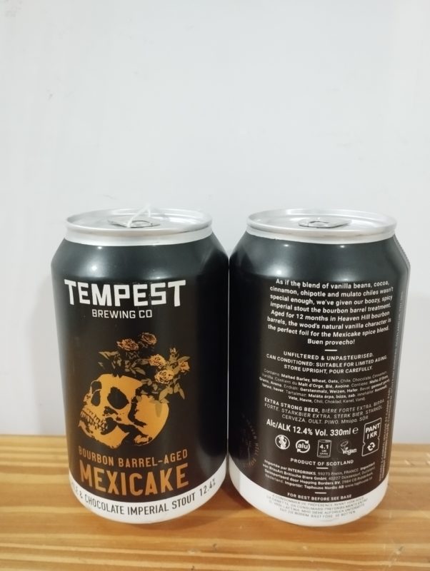 El gato que bebía cerveza