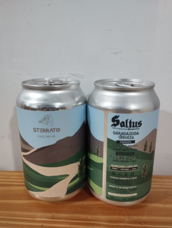 El gato que bebía cerveza